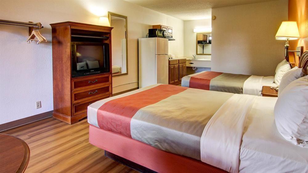Red Roof Inn Forsyth Dış mekan fotoğraf