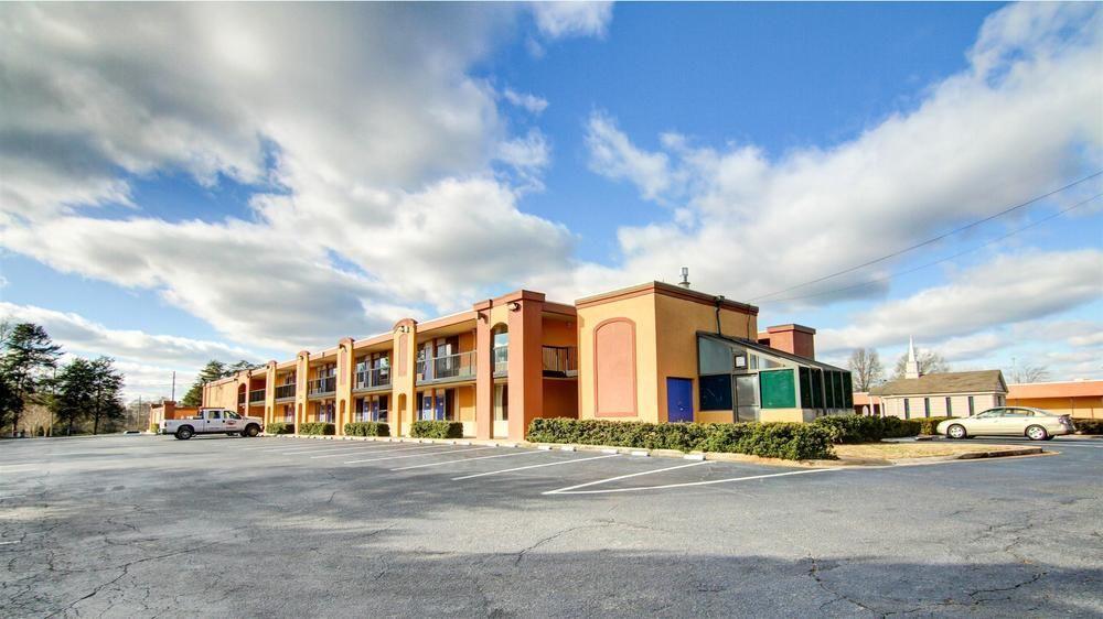 Red Roof Inn Forsyth Dış mekan fotoğraf