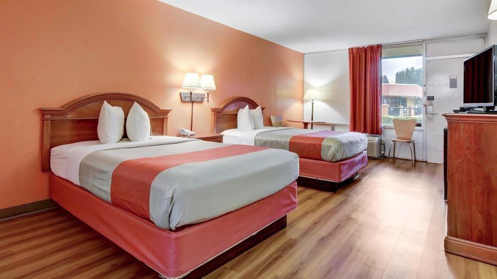 Red Roof Inn Forsyth Dış mekan fotoğraf