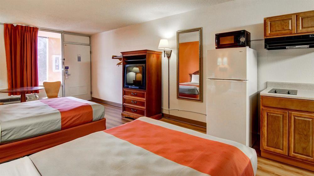 Red Roof Inn Forsyth Dış mekan fotoğraf